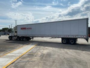 hemo logistics truck fleet windsor ontario